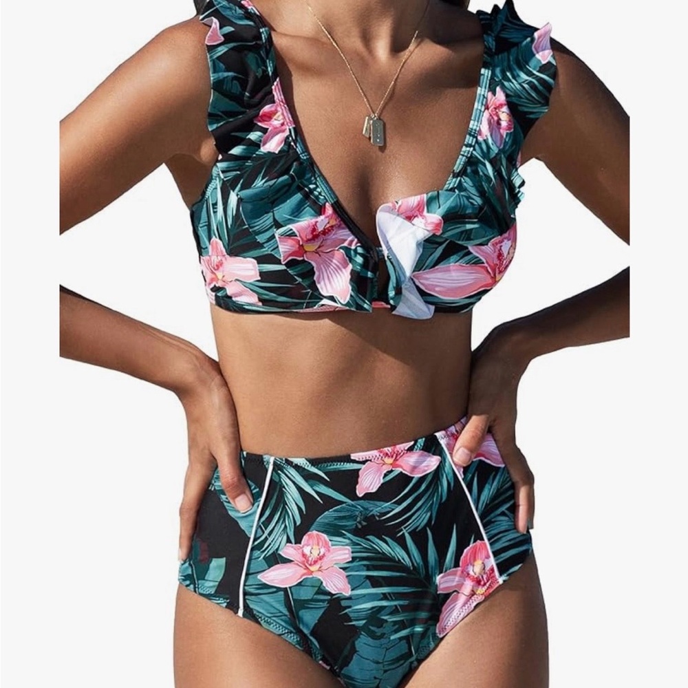 Ruffle tropical 2 piece high waisted bikini bathing suit size small
